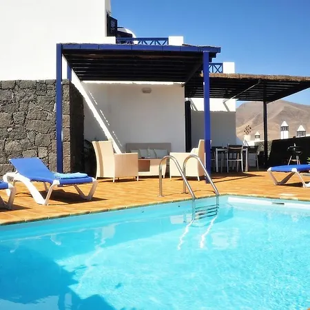Coloradas Blanca With Private Heated Pool Free Wifi Sea-views Playa Blanca (Lanzarote)